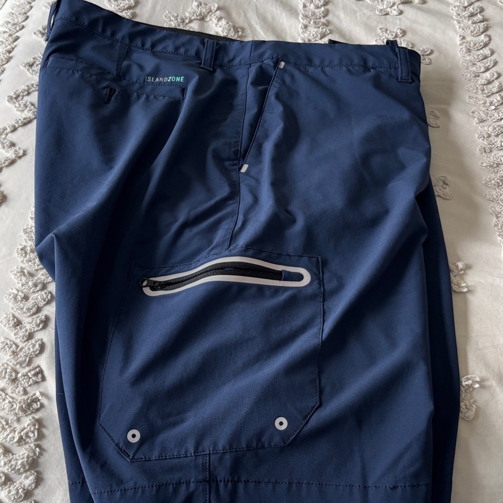 Tommy Bahama Men's Navy Cargo Shorts